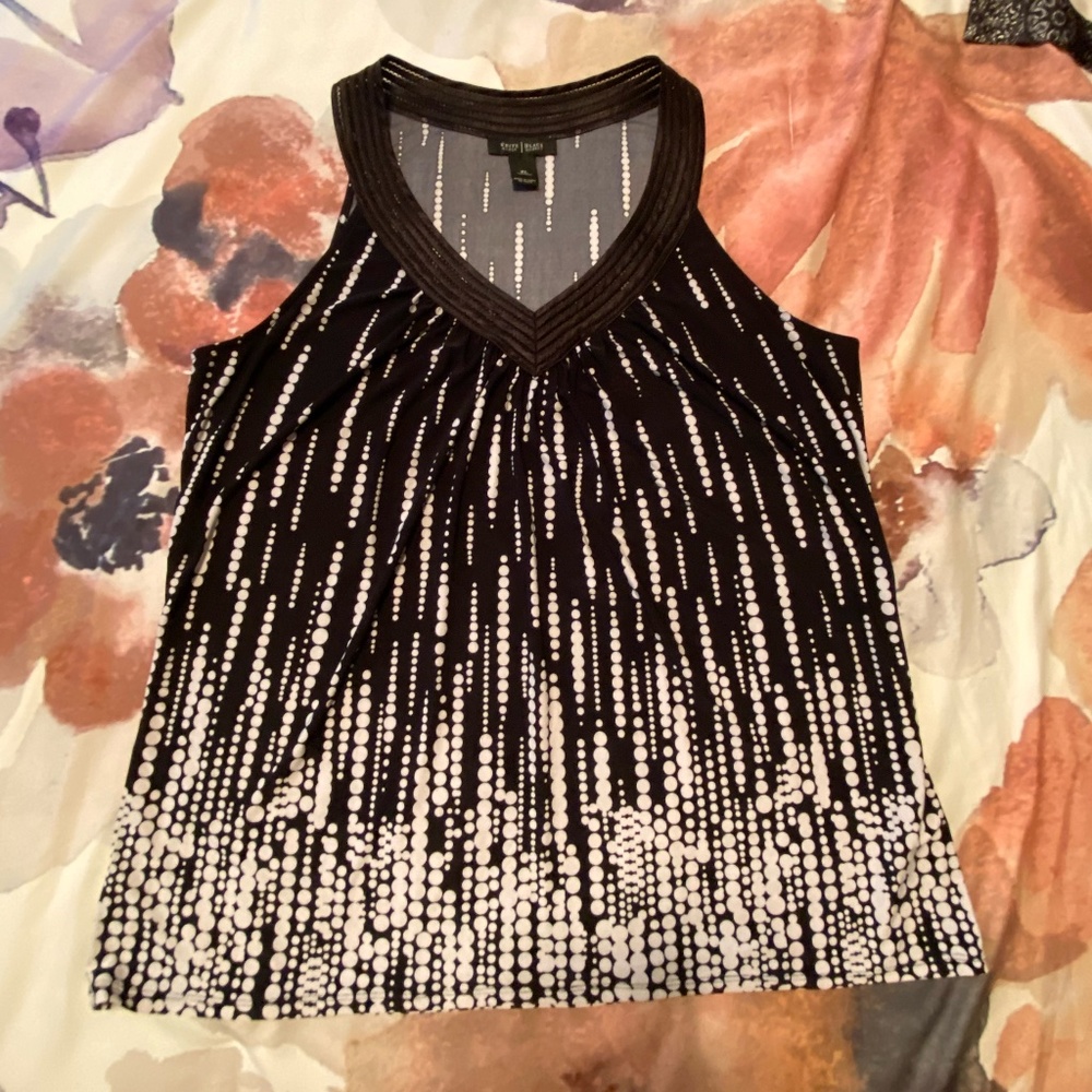 White House Black Market XLSleeveless Shirt